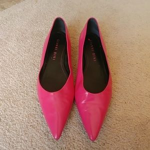 Gianni Bini GB Pointed Toe Flats